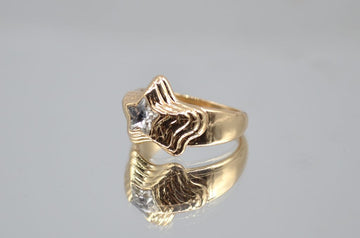 Beautiful Gold-Plated  Enamel  Ring